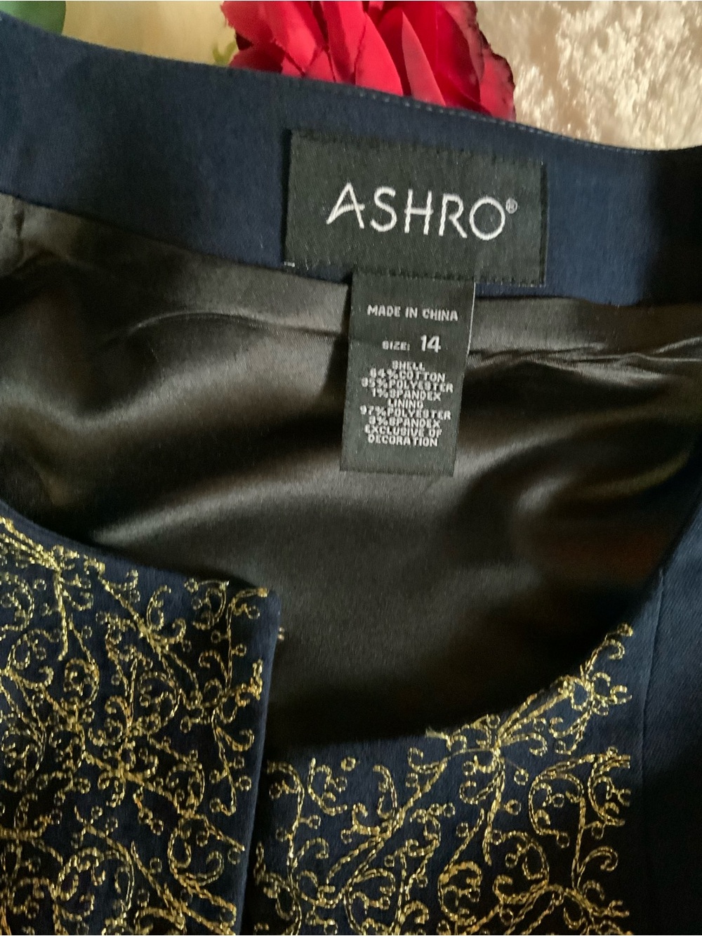 NWT Navy Women's Two-Piece Pantsuit with Gold Embroidered Panel - Picture 12 of 13